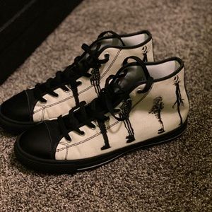 Converse style movie hi tops.